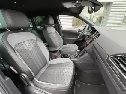 Photo 10 Volkswagen Tiguan  1.4 eHybrid 245ch R-Line DSG6