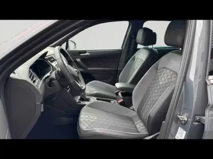 Photo 8 Volkswagen Tiguan  1.4 eHybrid 245ch R-Line DSG6