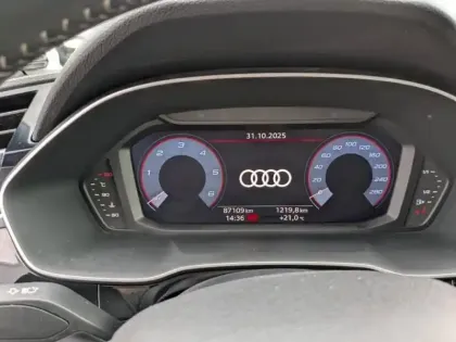 Photo 10 Audi Q3  Sportback 35 TDI 150ch S line S tronic 7