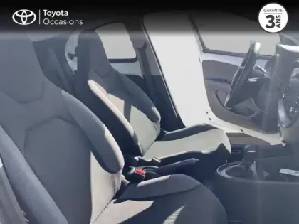Photo 5 Toyota Aygo  X 1.0 VVT-i 72ch Dynamic S-CVT MY23