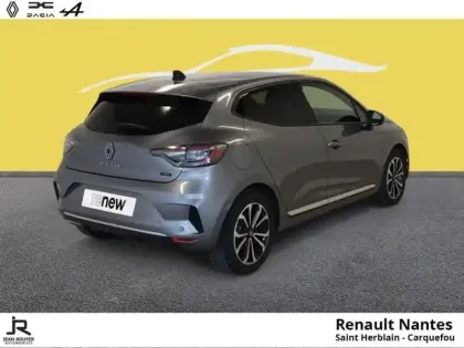 Photo 6 Renault Clio  1.6 E-Tech 145ch full hybrid Techno