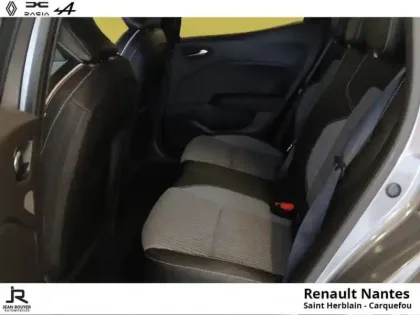 Photo 13 Renault Clio  1.6 E-Tech 145ch full hybrid Techno