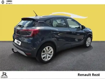Photo 11 Renault Captur  1.6 E-Tech hybride 145ch Equilibre