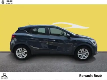 Photo 12 Renault Captur  1.6 E-Tech hybride 145ch Equilibre