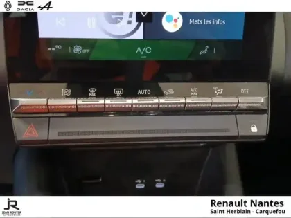 Photo 11 Renault Symbioz  1.6 E-Tech full hybrid 145ch Techno