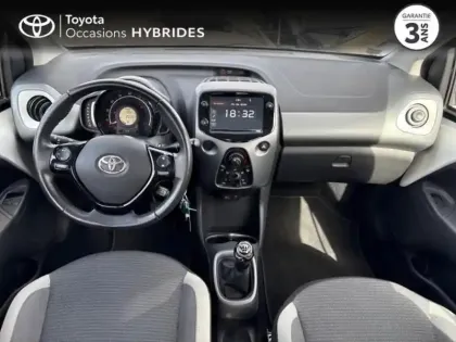 Photo 13 Toyota Aygo  1.0 VVT-i 72ch x-play 5P MY19