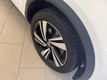 Photo 12 Volkswagen T-roc  2.0 TDI 150ch R-Line DSG7