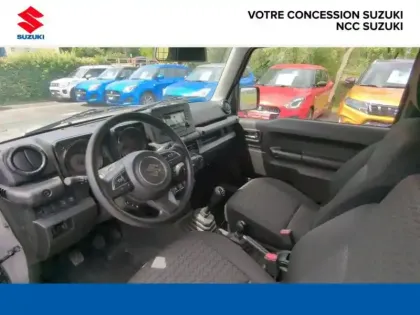 Photo 11 Suzuki Jimny  1.5 VVT Privilège