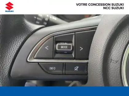 Photo 13 Suzuki Jimny  1.5 VVT Privilège