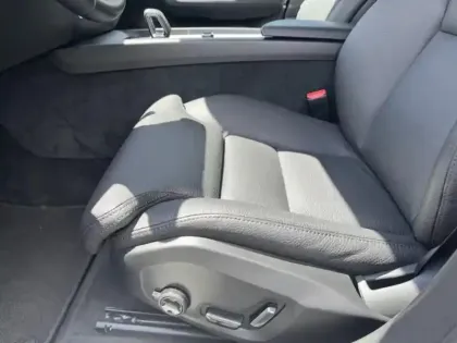 Photo 8 Volvo V60  B4 197ch Plus Style Dark DCT 7