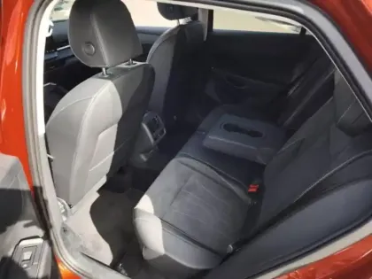 Photo 14 Volkswagen T-roc  1.5 eTSI 150ch Style DSG7