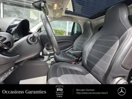 Photo 14 Smart Fortwo  Coupe EQ 82ch prime