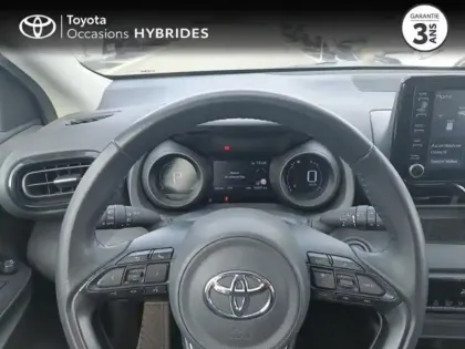 Photo 12 Toyota Yaris  116h Design 5p MY22