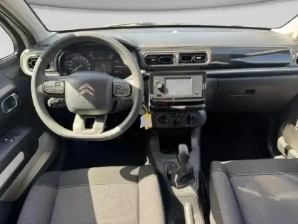 Photo 7 Citroën C3  1.2 PureTech 83ch S&S YOU!