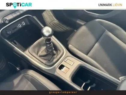 Photo 14 Jeep Avenger  1.2 Turbo T3 100ch Altitude +