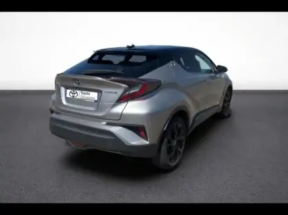 Photo 5 Toyota C-HR  122h Graphic 2WD E-CVT RC18