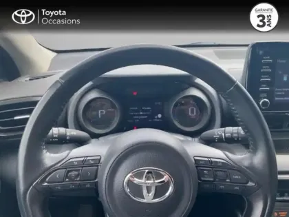 Photo 12 Toyota Yaris  116h Design 5p