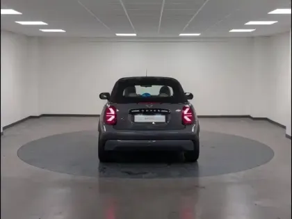 Photo 14 Mini Cooper  Cabrio S 204ch Favoured DKG7