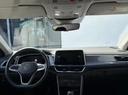 Photo 8 Volkswagen T-roc  1.5 TSI EVO 150ch Style