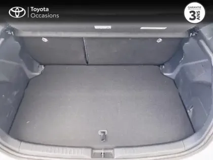 Photo 9 Toyota Yaris  116h Dynamic Business 5p + Programme Beyond Zero Academy MY22