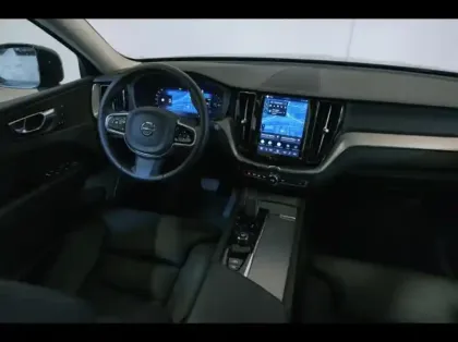 Photo 11 Volvo XC60  T6 Hybride Rechargeable 253 + 145ch Plus Style Dark Geartronic 8 AWD