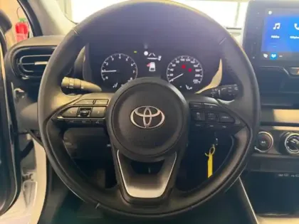 Photo 5 Toyota Yaris  120 VVT-i Dynamic Business 5p MC24
