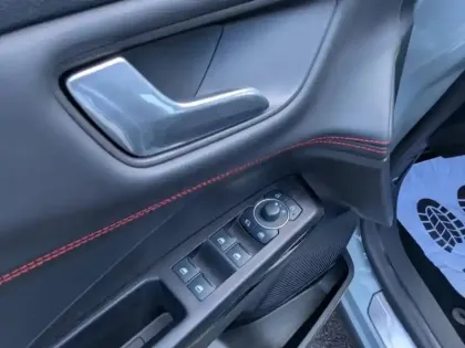 Photo 8 Ford Puma  1.0 EcoBoost Hybrid 125ch ST-Line X S&S Powershift