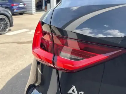 Photo 7 Audi A1  Sportback 25 TFSI 95ch Design