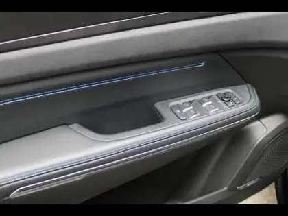 Photo 13 Lynk&co 01  1.5 PHEV 261ch DCTH 7