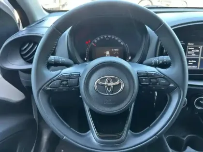 Photo 10 Toyota Aygo  X 1.0 VVT-i 72ch Design
