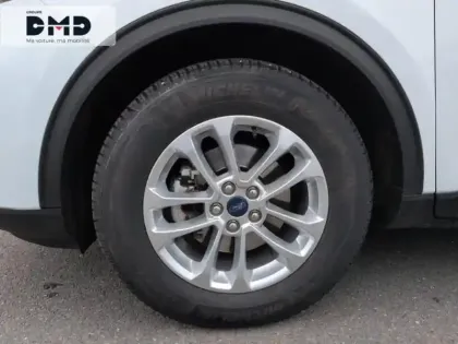Photo 12 Ford Kuga  2.5 Duratec 190ch FHEV E85 Titanium BVA