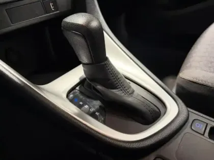Photo 13 Toyota Yaris  116h Design 5p MY22