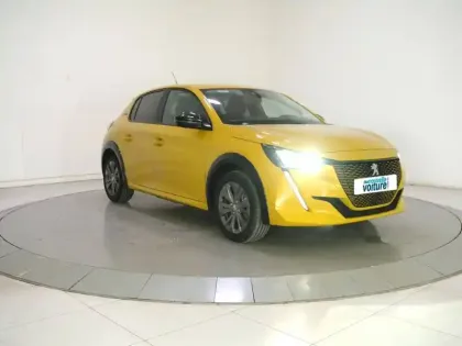 Photo 23 Peugeot 208  Electrique 50 kWh 136ch