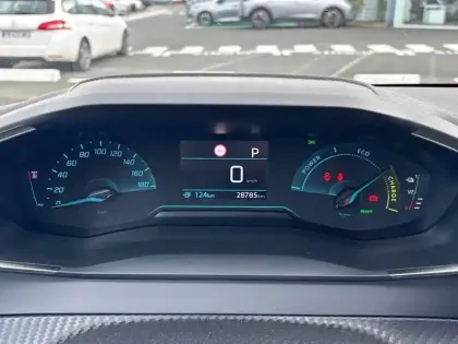 Photo 9 Peugeot 208  Electrique 50 kWh 136ch