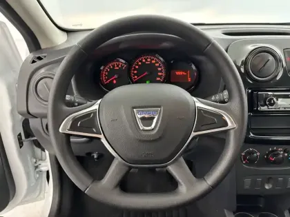 Photo 23 Dacia Sandero  SCe 75