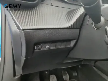 Photo 16 Peugeot 2008  PureTech 100 S&S BVM6