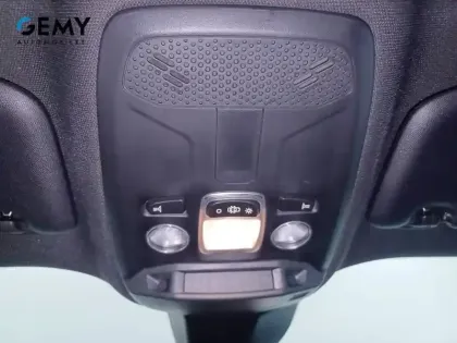 Photo 14 Peugeot 2008  PureTech 100 S&S BVM6