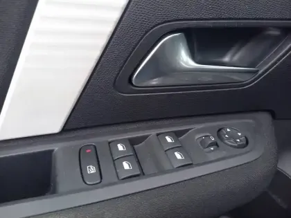 Photo 19 Citroën C4  PureTech 100 S&S BVM6