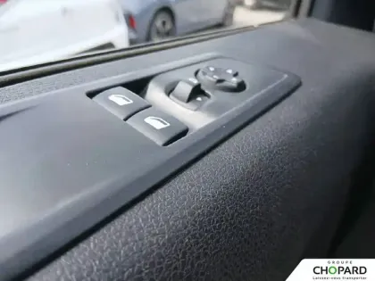 Photo 18 Citroën Jumpy e- Combi M 136 ch 50 kWh