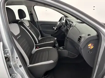 Photo 38 Dacia Sandero  TCe 90