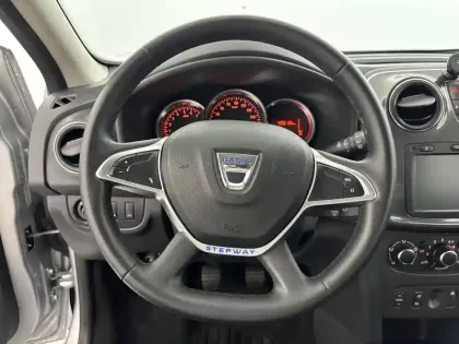 Photo 39 Dacia Sandero  TCe 90