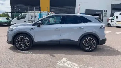 Photo 21 Renault Symbioz  E-Tech full hybrid 145