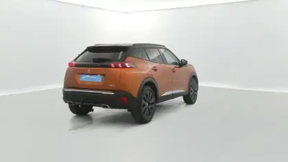 Photo 13 Peugeot 2008  PureTech 155 S&S EAT8