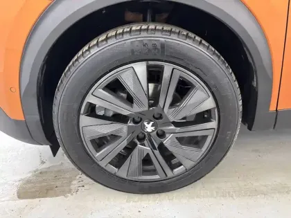 Photo 27 Peugeot 2008  PureTech 155 S&S EAT8