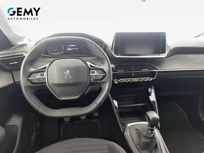 Photo 28 Peugeot 208  PureTech 100 S&S BVM6