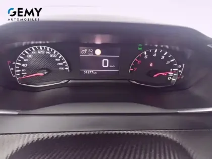 Photo 36 Peugeot 208  PureTech 100 S&S BVM6