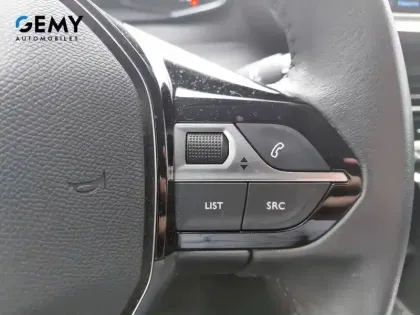 Photo 19 Peugeot 208  PureTech 100 S&S BVM6