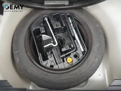 Photo 40 Peugeot 208  PureTech 75 S&S BVM5