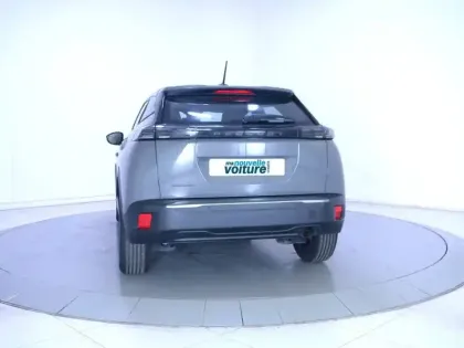 Photo 9 Peugeot 2008  PureTech 100 S&S BVM6