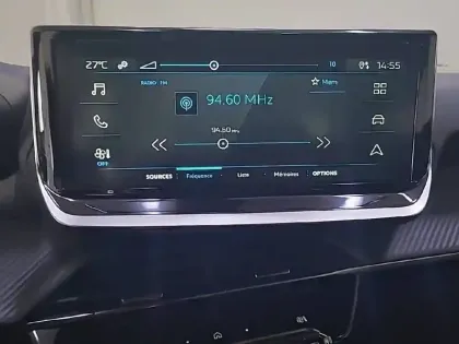 Photo 21 Peugeot 2008  PureTech 100 S&S BVM6